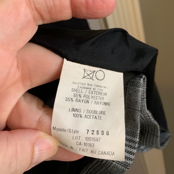 One-Of-Kind Vintage Blazer - Picture 5 of 16